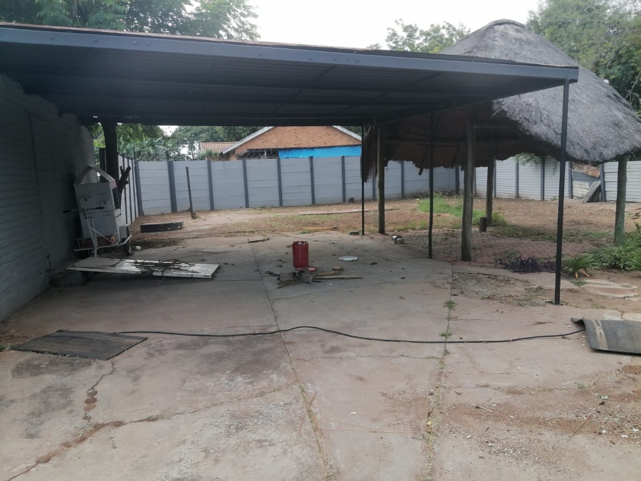3 Bedroom Property for Sale in Oos Einde North West